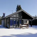 Semesterbostad Rossberg In Traumhafter Naturlage Mit Upland-blick!