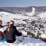 Rossberg In Traumhafter Naturlage Mit Upland-blick! Semesterbostad *