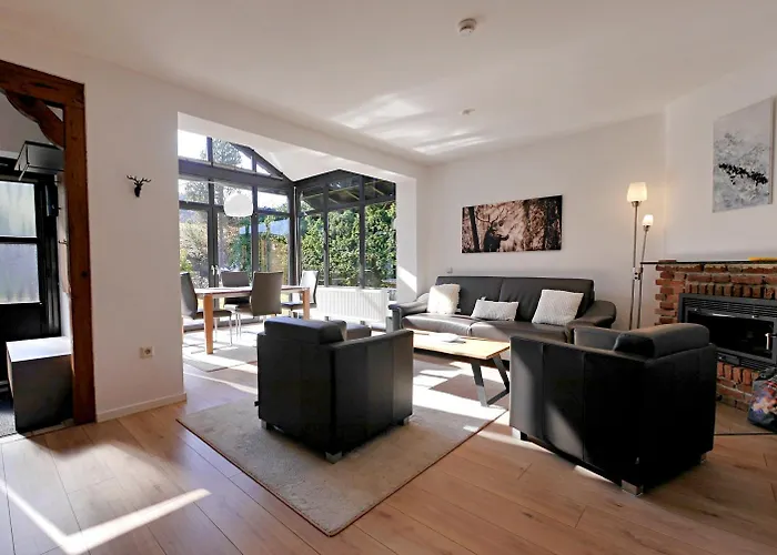 Rossberg In Traumhafter Naturlage Mit Upland-blick! فيلنغن